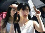 Пять человек погибли, 2,5 тыс госпитализированы из-за жары в Японии Пять человек погибли, 2,5 тыс госпитализированы из-за жары в Японии