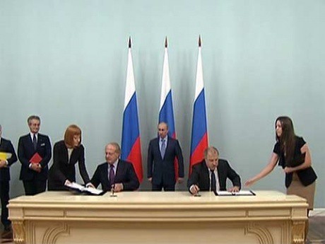 "Роснефть" и Eni подписали финансовое соглашение по совместным проектам "Роснефть" и Eni подписали финансовое соглашение по совместным проектам