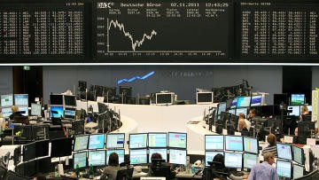 Биржи Европы закрылись падением на 2-3% на опасениях за экономику Испании Биржи Европы закрылись падением на 2-3% на опасениях за экономику Испании