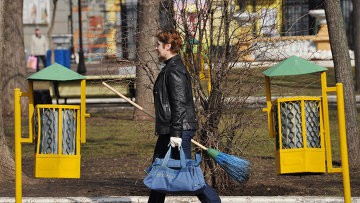 Метростроители посадят несколько тысяч деревьев на субботнике в Москве Метростроители посадят несколько тысяч деревьев на субботнике в Москве
