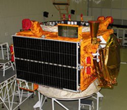 Установлена связь со спутником "Телком-3", не вышедшим на расчетную орбиту Установлена связь со спутником "Телком-3", не вышедшим на расчетную орбиту