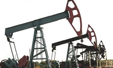 Стоимость нефти марки Brent превысила $100 за баррель - данные бирж Стоимость нефти марки Brent превысила $100 за баррель - данные бирж