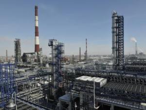Омский НПЗ заплатит штраф за выброшенный в атмосферу белый порошок Омский НПЗ заплатит штраф за выброшенный в атмосферу белый порошок