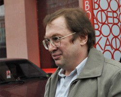 Возбуждено дело по факту покушения на мошенничество, связанного с проектом МММ-2011 Возбуждено дело по факту покушения на мошенничество, связанного с проектом МММ-2011