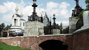 Суд в Москве признал законной вырубку деревьев в парке усадьбы Строгановых Суд в Москве признал законной вырубку деревьев в парке усадьбы Строгановых