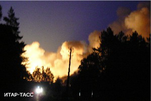 Пожар на складе в Оренбуржье локализован, военные планируют потушить его в течение дня Пожар на складе в Оренбуржье локализован, военные планируют потушить его в течение дня