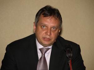 "Аэрофлот" будет инициировать вопрос об отставке гендиректора "Шереметьево" "Аэрофлот" будет инициировать вопрос об отставке гендиректора "Шереметьево"