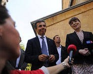 Оппозиция на выборах в Грузии набрала 54,85% по партспискам, у партии Саакашвили - 40,43% Оппозиция на выборах в Грузии набрала 54,85% по партспискам, у партии Саакашвили - 40,43%