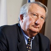 Дворкович предлагает переизбрать Трубецкого главой совета директоров "Связьинвеста" Дворкович предлагает переизбрать Трубецкого главой совета директоров "Связьинвеста"