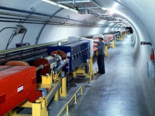 Курчатовский институт заплатит 1,46 млрд руб за модернизацию синхротрона Курчатовский институт заплатит 1,46 млрд руб за модернизацию синхротрона