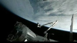 Астронавты успешно пристыковали корабль Dragon к МКС Астронавты успешно пристыковали корабль Dragon к МКС