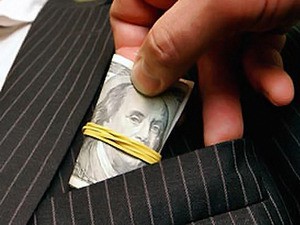 СК провел обыск на фирме в Москве по делу о взятках в Росприроднадзоре ПФО СК провел обыск на фирме в Москве по делу о взятках в Росприроднадзоре ПФО