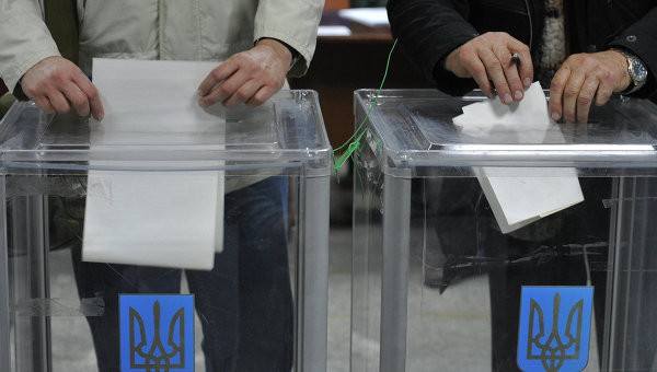 После подсчета 1% протоколов у "регионалов" 47%, у "Батькивщины" - 17,8% После подсчета 1% протоколов у "регионалов" 47%, у "Батькивщины" - 17,8%