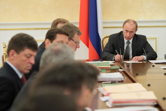 Путин на заседании совета по науке. Путин на заседании совета по науке.