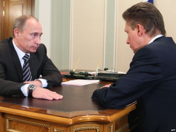 Путин поручил "Газпрому" начать обустройство Чаяндинского месторождения Путин поручил "Газпрому" начать обустройство Чаяндинского месторождения