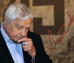 Врачи борются за жизнь режиссера Любимова, он в коме Врачи борются за жизнь режиссера Любимова, он в коме