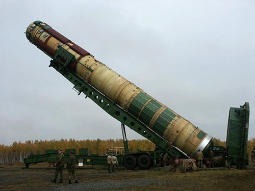 Новейшая твердотопливная МБР для преодоления ПРО США поступит в войска в 2014 г Новейшая твердотопливная МБР для преодоления ПРО США поступит в войска в 2014 г