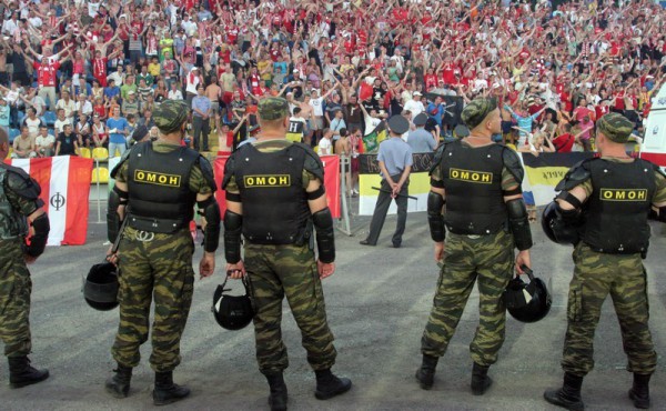 Для нарушителей возможен пожизненный запрет на посещение стадионов Для нарушителей возможен пожизненный запрет на посещение стадионов