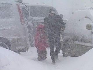 Авиасообщение Камчатки с материком нарушено из-за циклона Авиасообщение Камчатки с материком нарушено из-за циклона