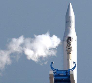 Из-за технических проблем отменен запуск южнокорейской ракеты KSLV-1 Из-за технических проблем отменен запуск южнокорейской ракеты KSLV-1