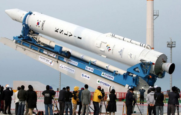 Сегодня не будет возобновлен запуск южнокорейской ракеты KSLV-1 Сегодня не будет возобновлен запуск южнокорейской ракеты KSLV-1